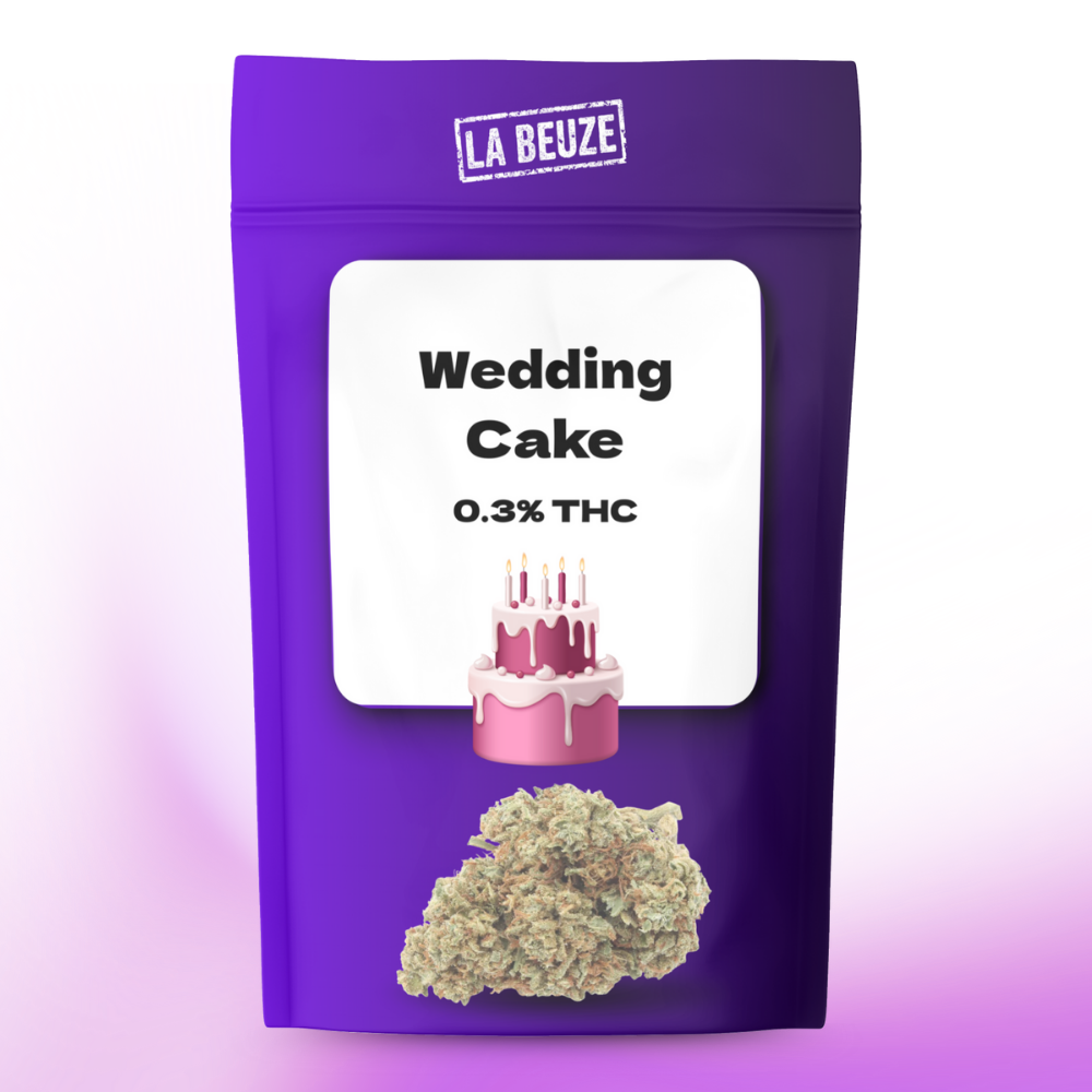 Fleur Wedding Cake CBD Indica résineuse small buds cultivée en serre
