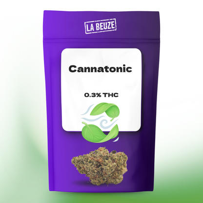 Fleur Cannatonic CBD cultivée en serre hybride 50/50 Indica Sativa
